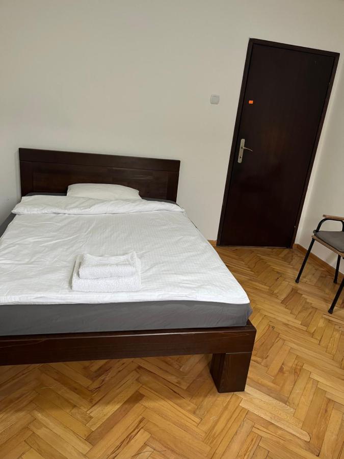 中华楼 - Belgrad Exterior foto